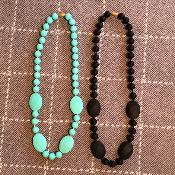 2 Chewbead Necklaces, Turquoise and Black - Picture 2 of 2